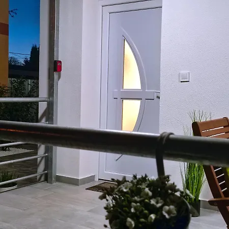 Apartment White Stone