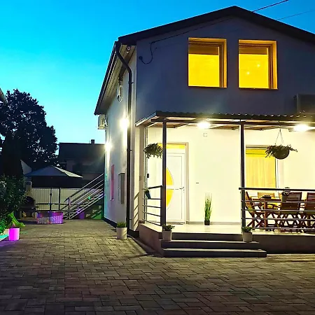 Apartament White Stone