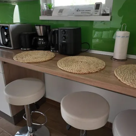 White Stone Apartment *