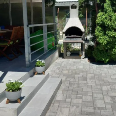 White Stone Apartment