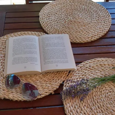 Apartment White Stone *