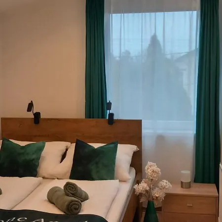 White Stone Apartament *